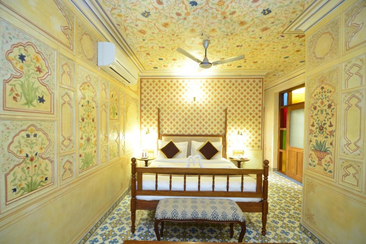 นิพพาน พาเลซ-อะ เฮอริเทจ โอเต็ล แอนด์ สปา Hotel ชัยปุระ ภายนอก รูปภาพ